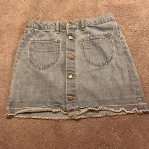 Light wash jean skirt